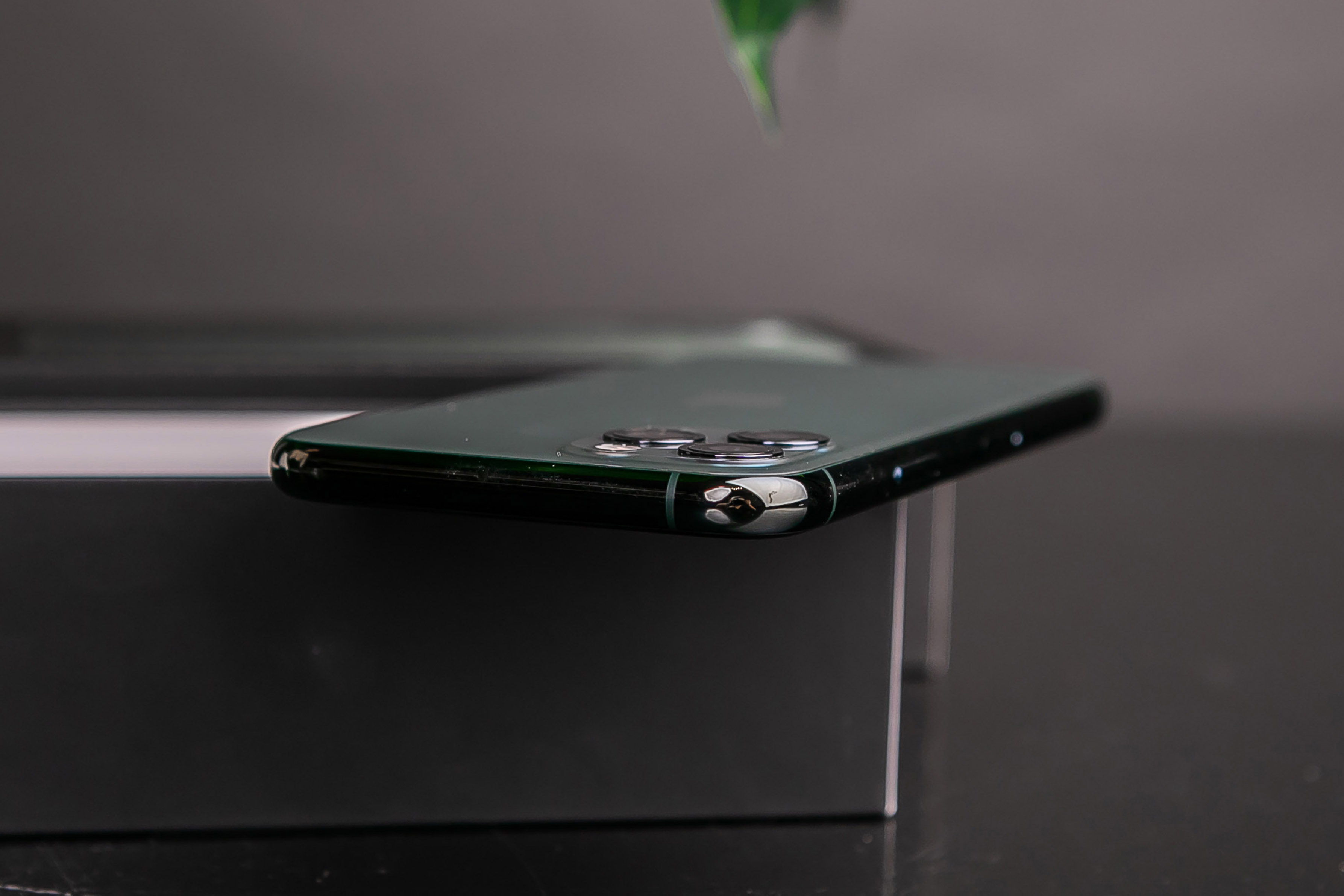 iPhone 11 Pro 512gb, Midnight Green (MWCV2) б/у
